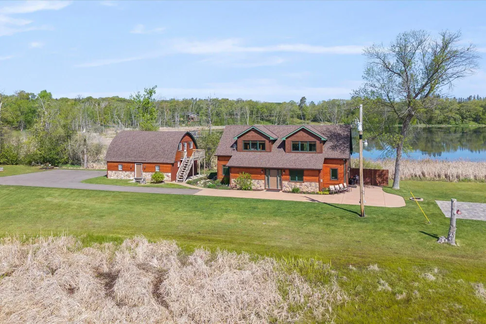 33754 Pineview Lane Crosslake, MN 56442