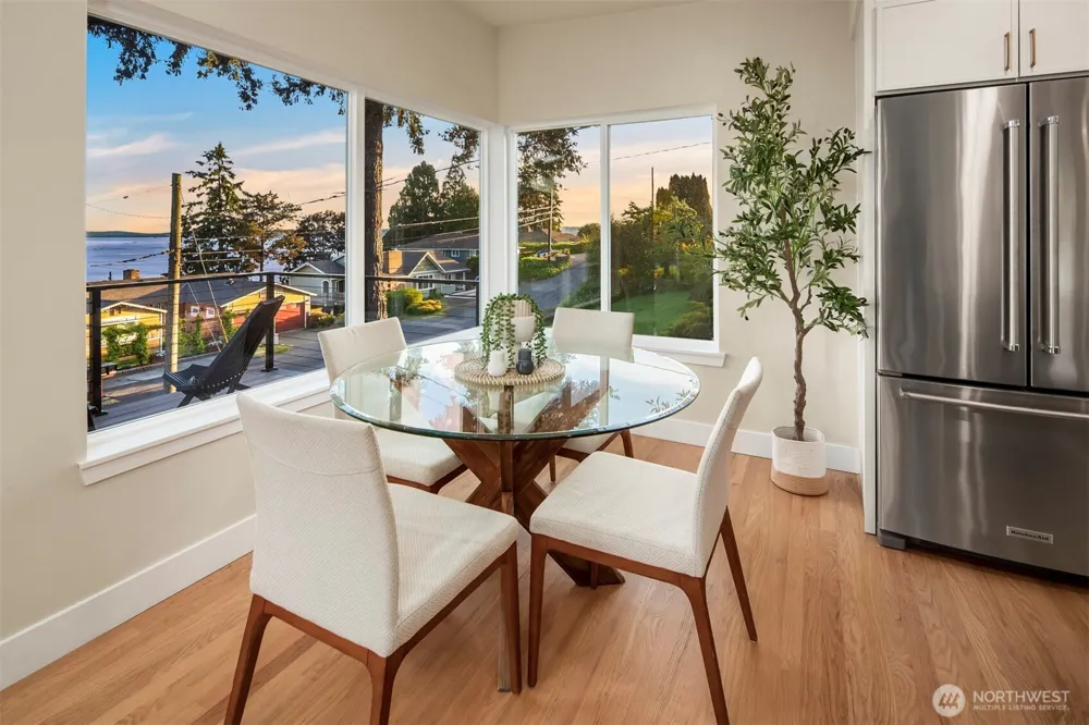 11988 Marine View Drive SW Burien, WA 98146