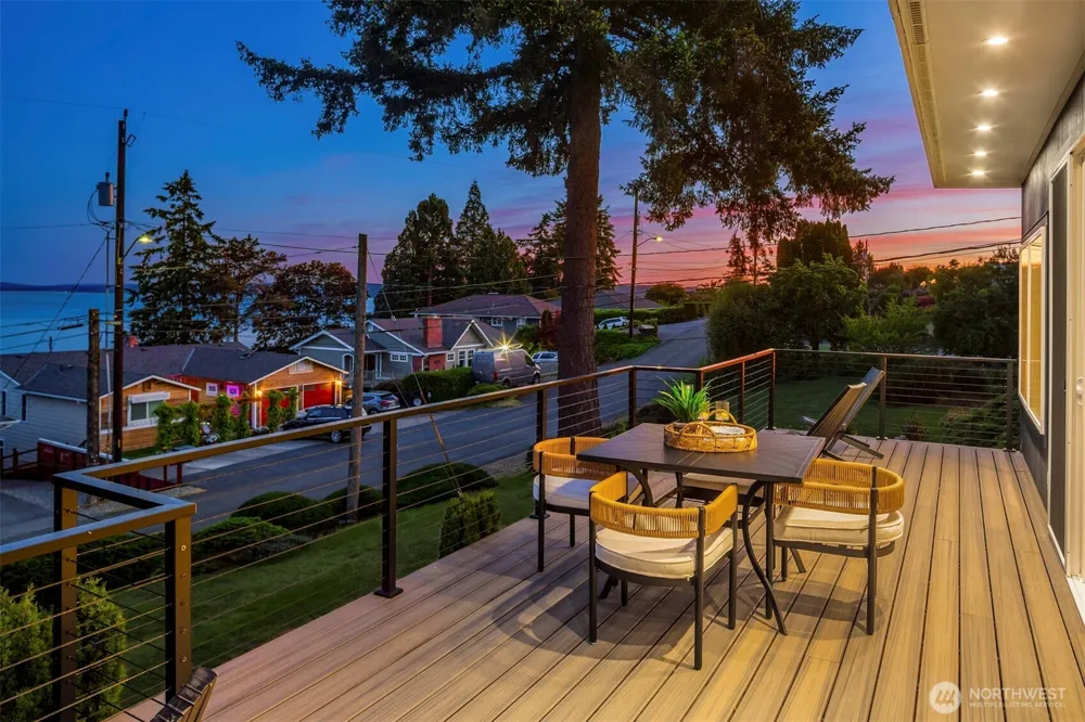 11988 Marine View Drive SW Burien, WA 98146