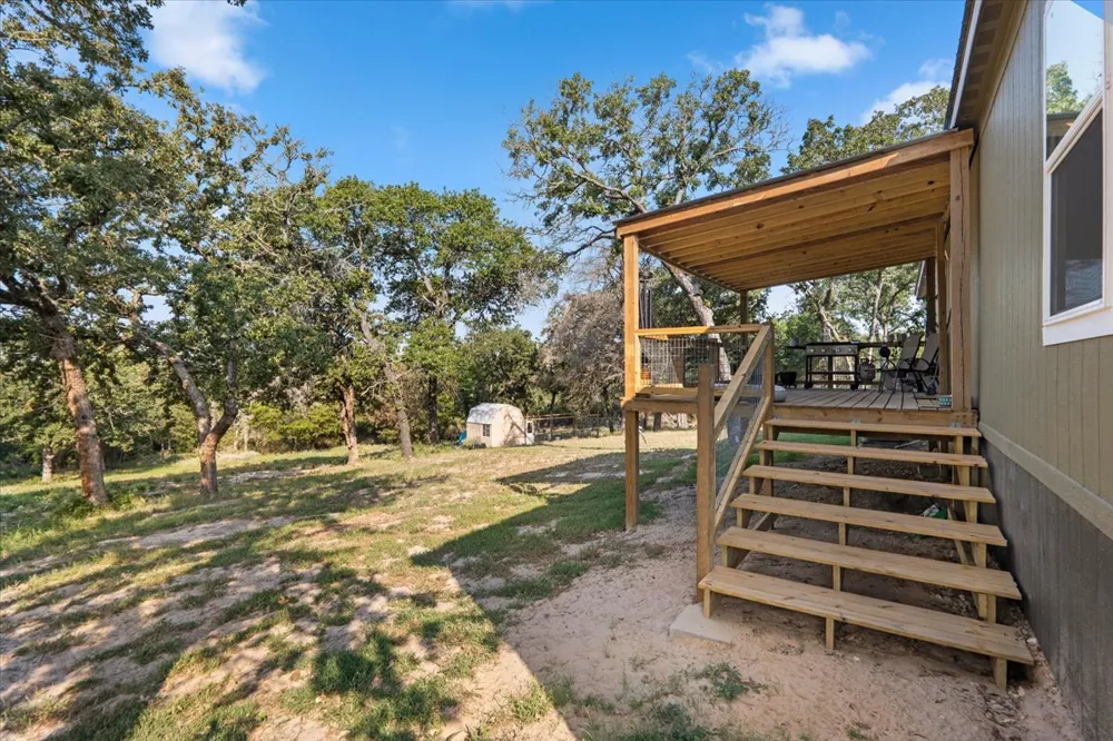 5040 County Road 320 Rockdale, TX 76567