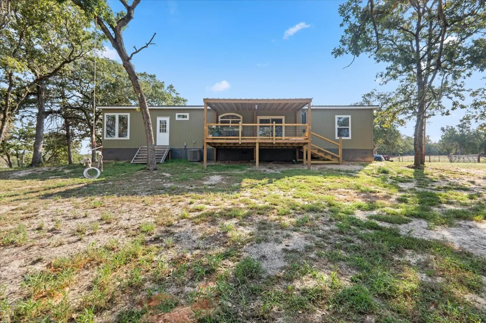 5040 County Road 320 Rockdale, TX 76567