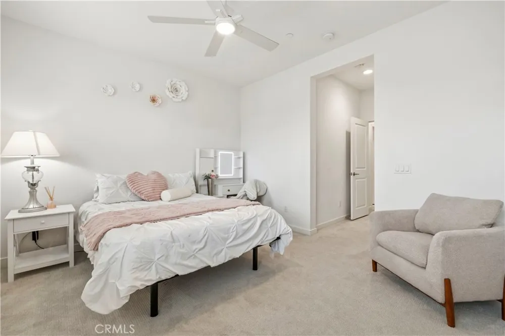 18135 Tableau Way Saugus, CA 91350