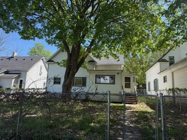 825 Wallace Street Cadillac City, MI 49601