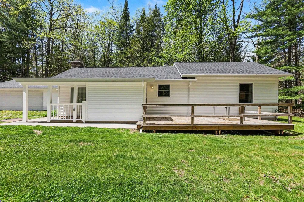 5950 Mark Drive Plainfield Township, MI 48739