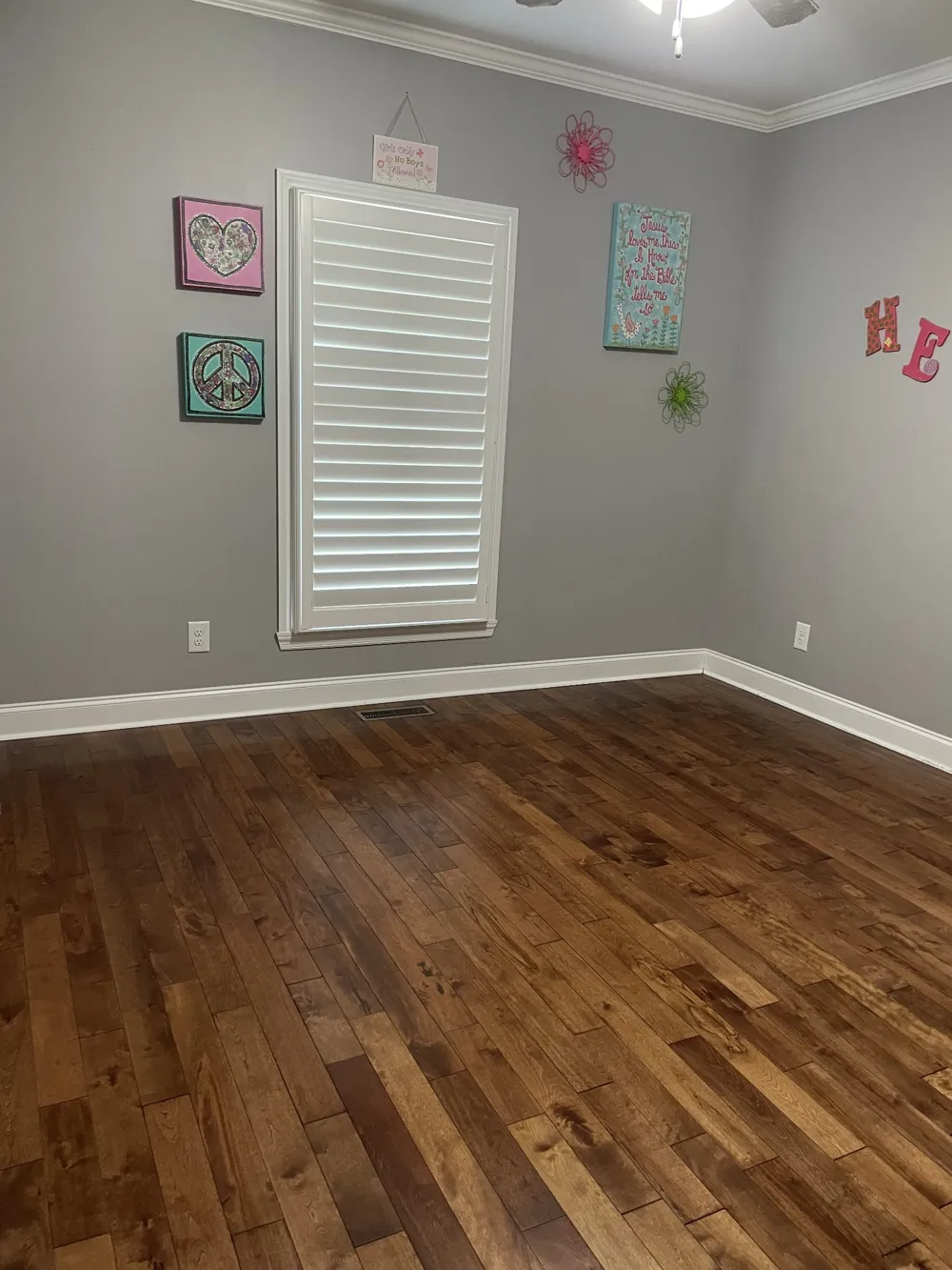 123 Planter Cir Leoma, TN 38468