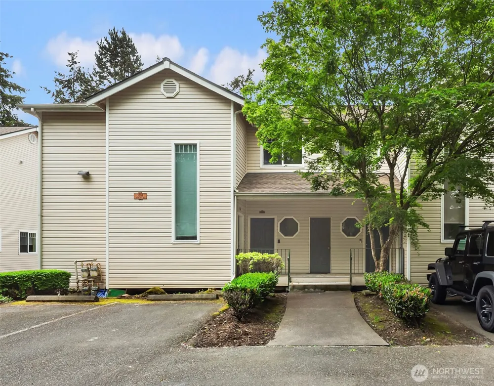 1006 37th Street SE #B Auburn, WA 98002