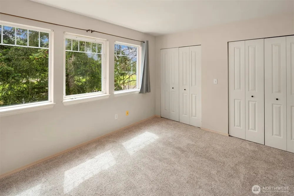 1006 37th Street SE #B Auburn, WA 98002