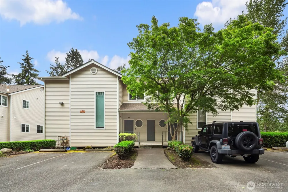1006 37th Street SE #B Auburn, WA 98002