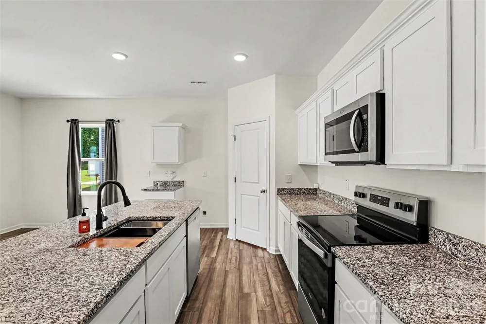 15 Hidden Glen Court Angier, NC 27501