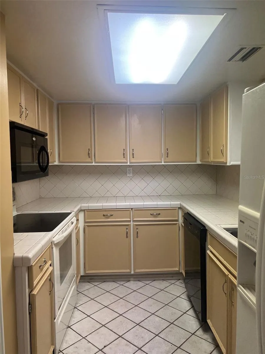 200 MAITLAND AVENUE #1 Altamonte Springs, FL 32701