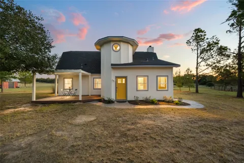 245 Country Lane