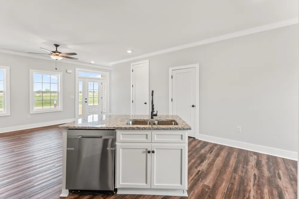 107 Lookout Dr Winchester, TN 37398