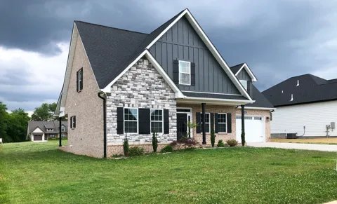 107 Lookout Dr
