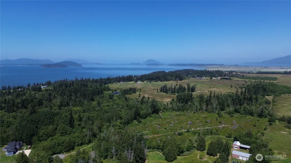 1 Seaview Lane Mount Vernon, WA 98273