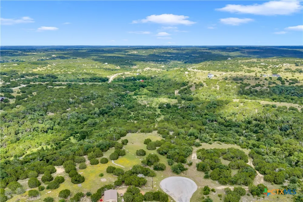 108 Lost Canyon Crk Bertram, TX 78605