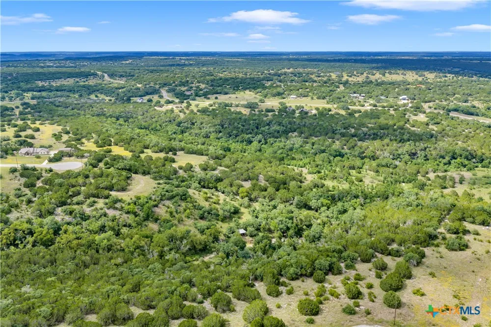 108 Lost Canyon Crk Bertram, TX 78605