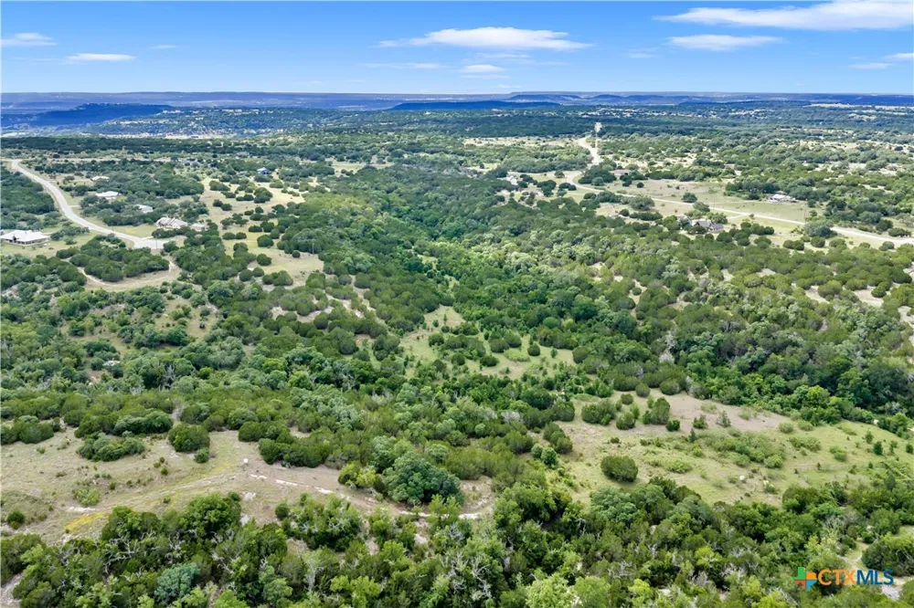 108 Lost Canyon Crk Bertram, TX 78605