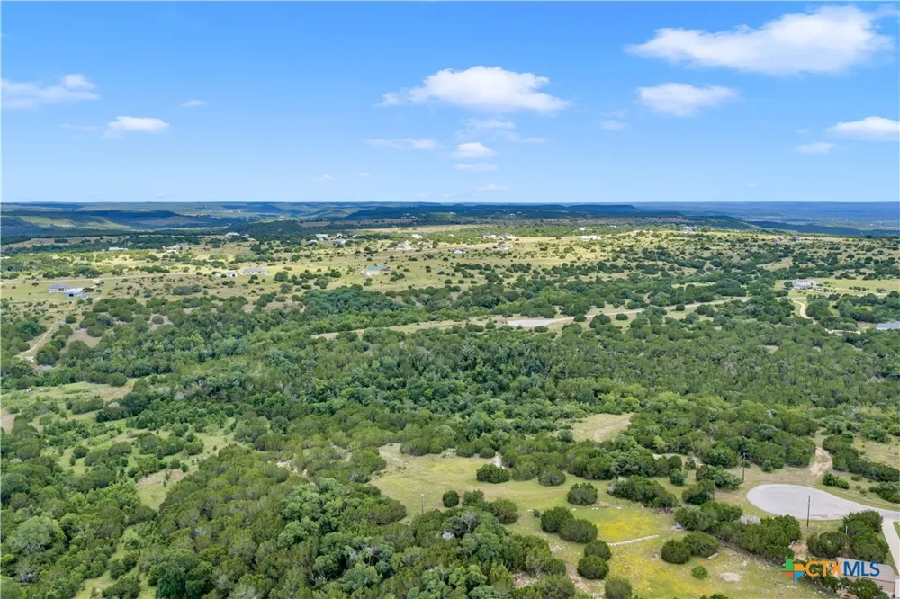 108 Lost Canyon Crk Bertram, TX 78605
