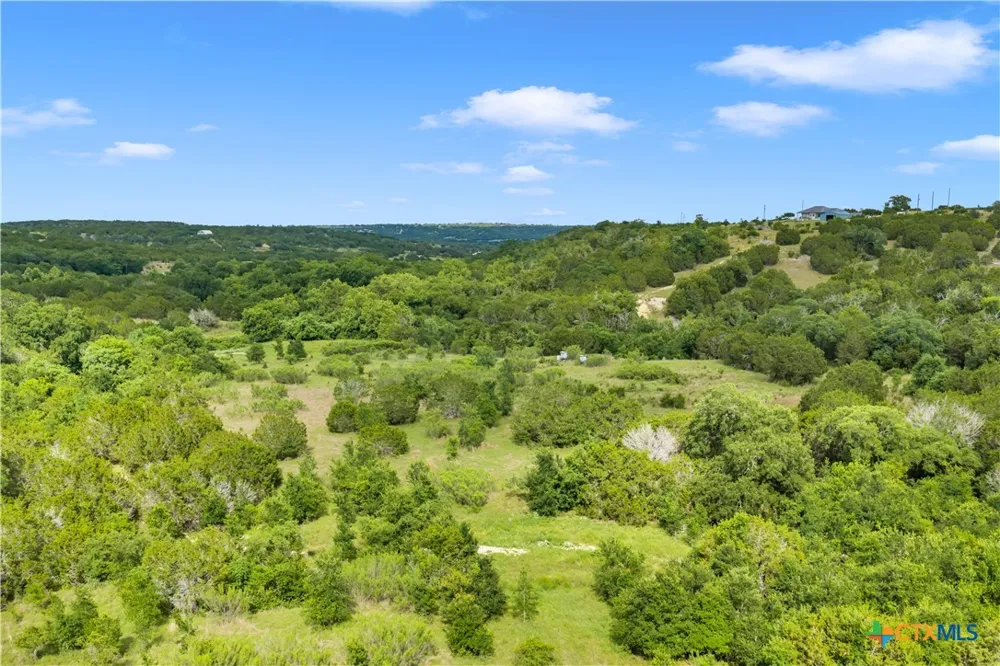 108 Lost Canyon Crk Bertram, TX 78605