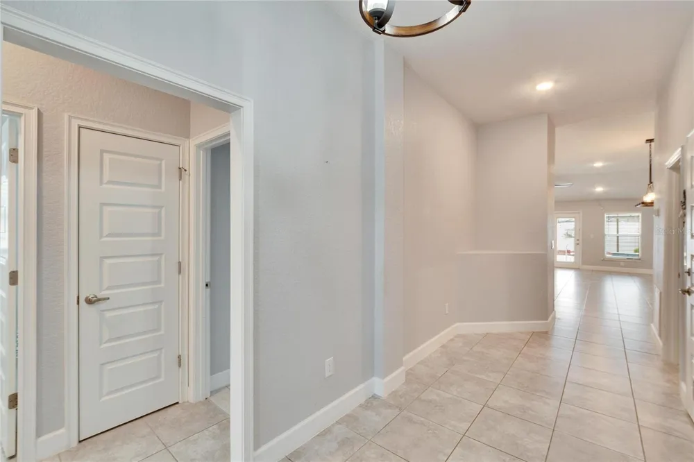 14525 SCOTTBURGH GLEN DRIVE Wimauma, FL 33598