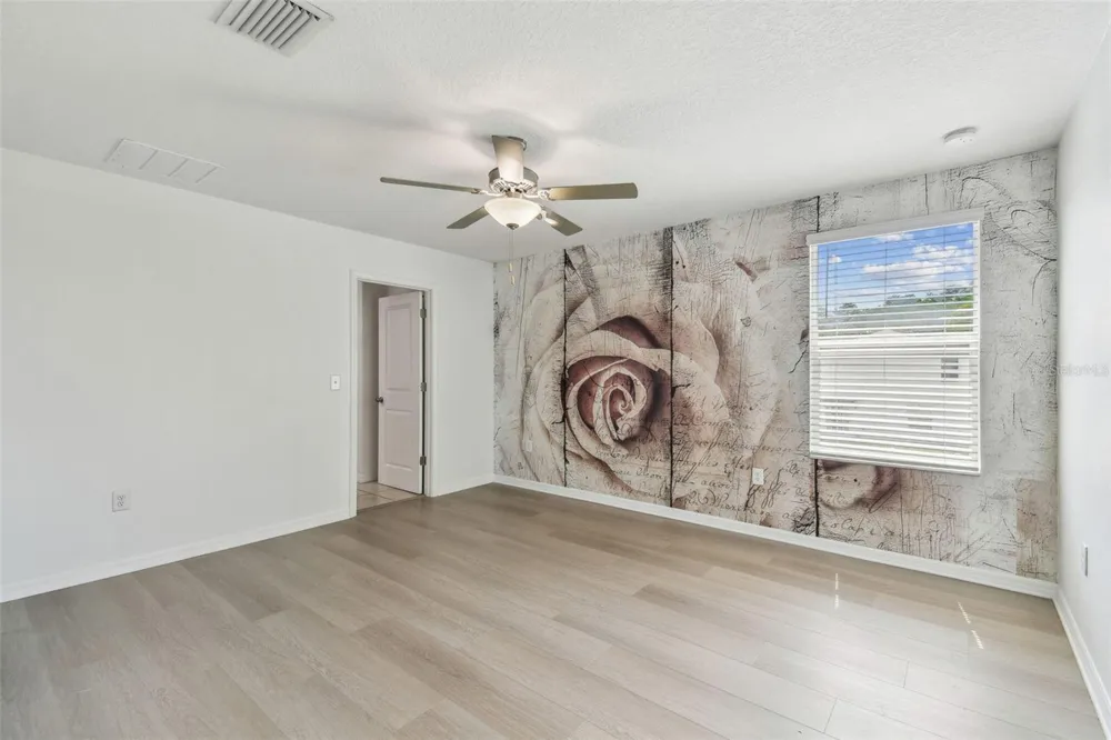 2139 STELLAR BRILLIANCE WAY Lutz, FL 33558