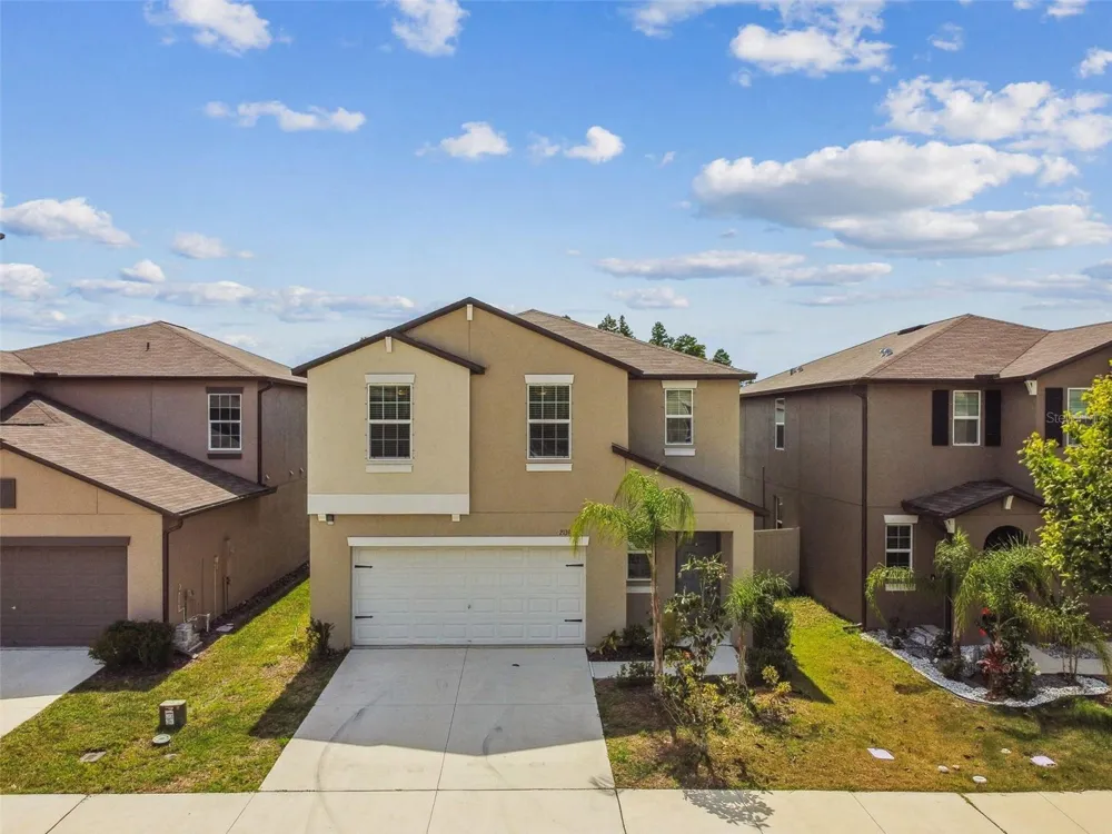 2139 STELLAR BRILLIANCE WAY Lutz, FL 33558