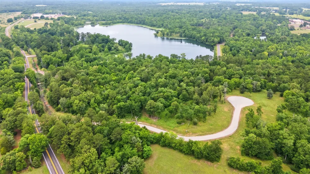 Private Road 5150 Palestine, TX 75801