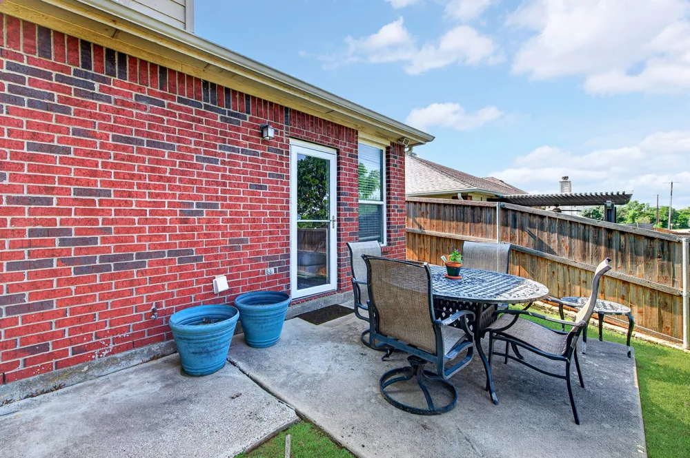 624 Montgomery Drive Lake Dallas, TX 75065