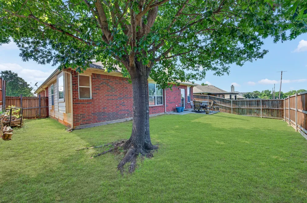 624 Montgomery Drive Lake Dallas, TX 75065