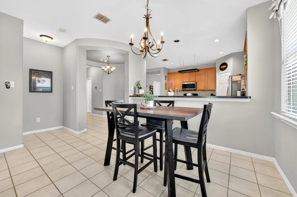 624 Montgomery Drive Lake Dallas, TX 75065