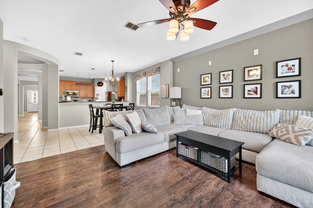 624 Montgomery Drive Lake Dallas, TX 75065