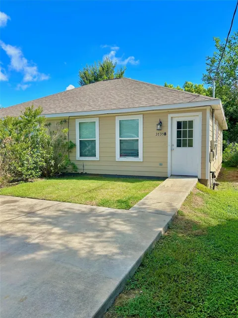 3735 Putnam Drive #B