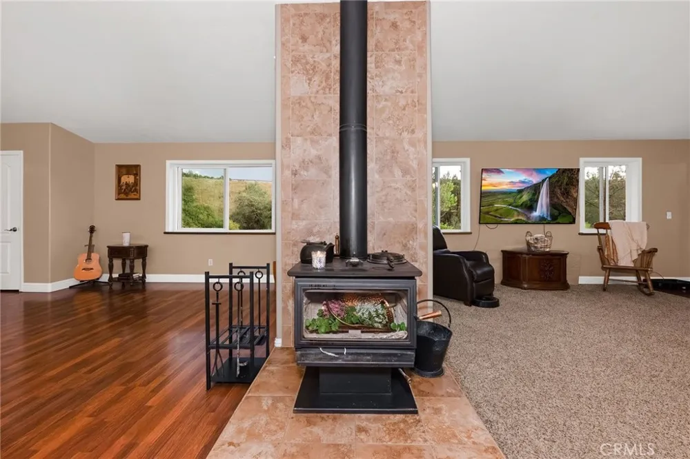 2728 Pentz Road Butte Valley, CA 95965