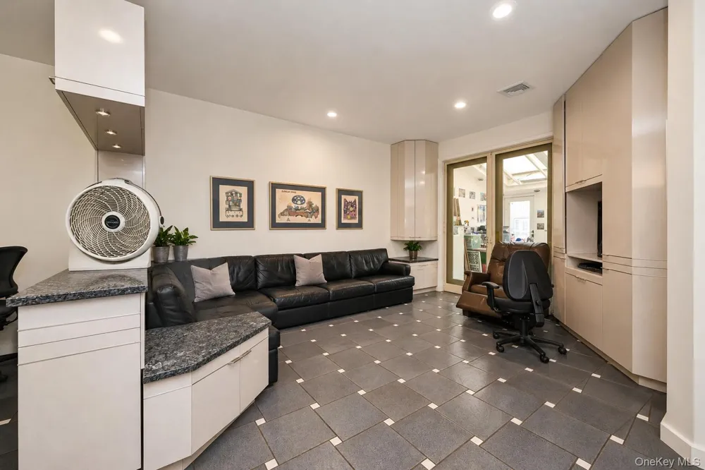 144-49 70th Avenue Kew Garden Hills, NY 11367