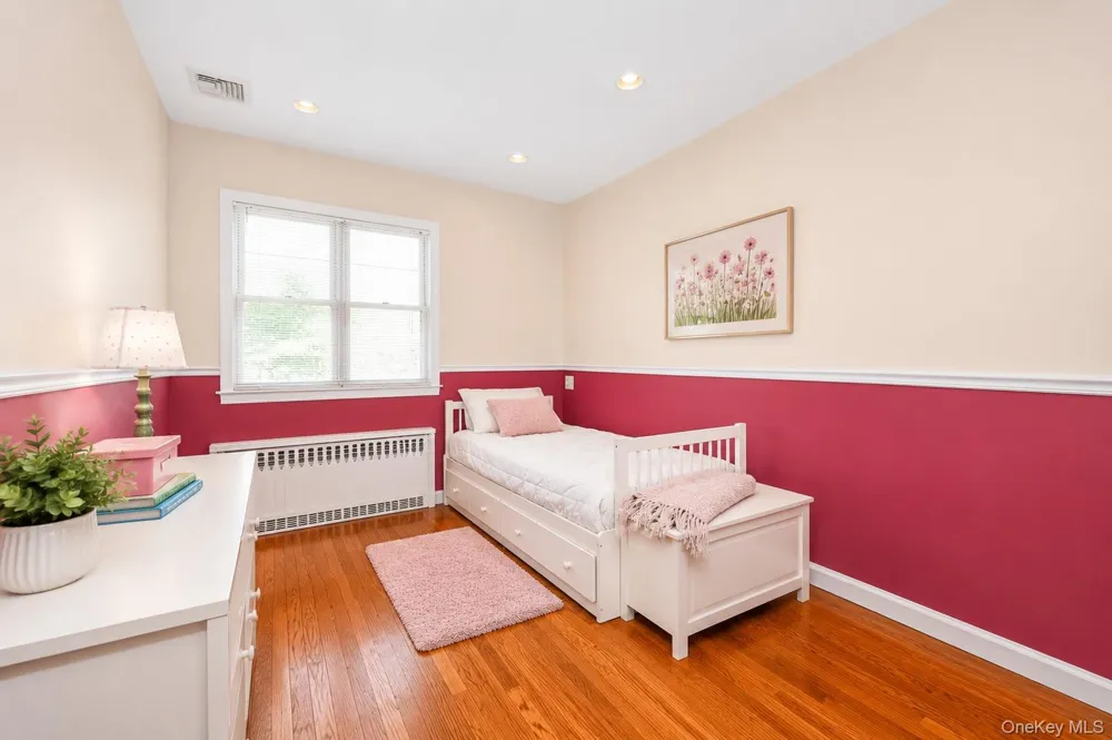 144-49 70th Avenue Kew Garden Hills, NY 11367
