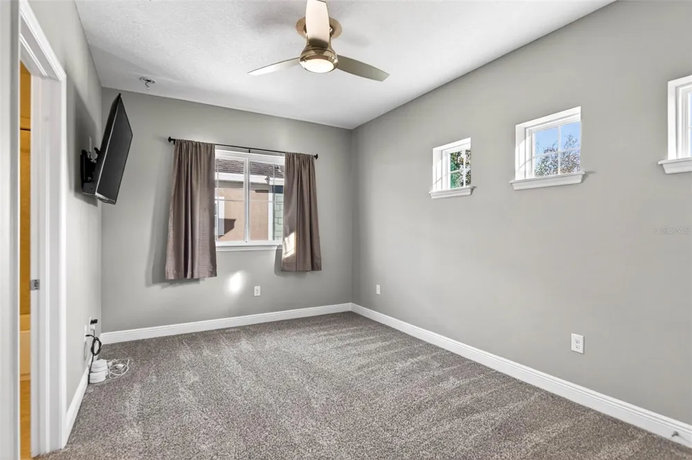 14310 BARRINGTON STOWERS DRIVE Lithia, FL 33547
