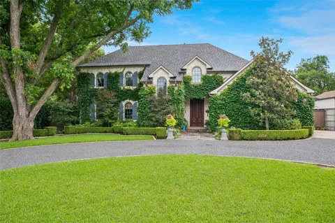 4424 Manning Lane