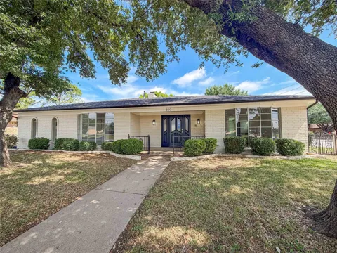100 W Pleasantview Drive