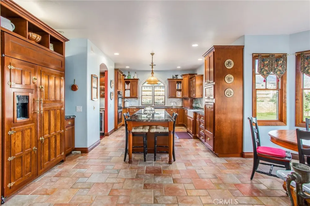 9870 Nancy Cherry Valley, CA 92223