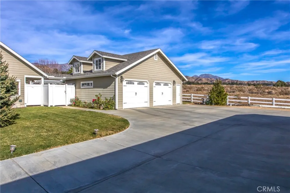 9870 Nancy Cherry Valley, CA 92223