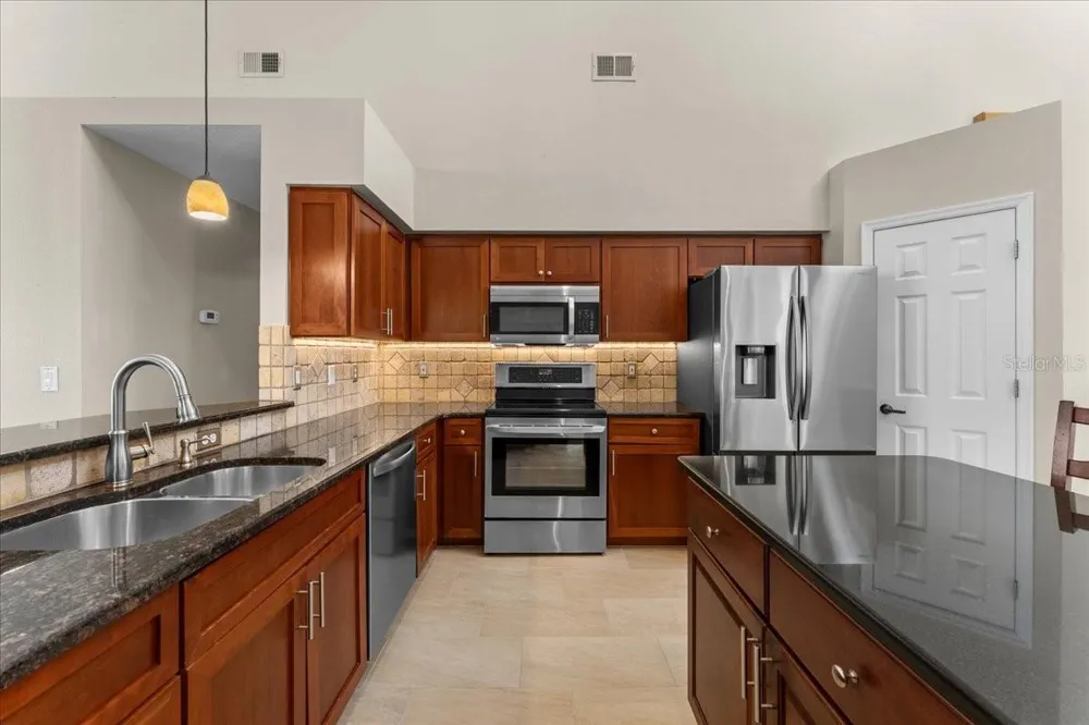 4761 STONEBRIAR DRIVE Oldsmar, FL 34677