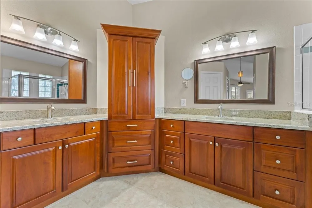 4761 STONEBRIAR DRIVE Oldsmar, FL 34677