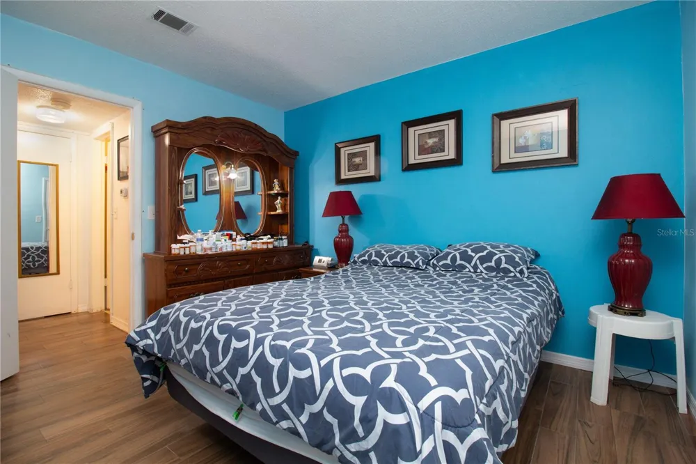 5267 81ST STREET #21 St Petersburg, FL 33709