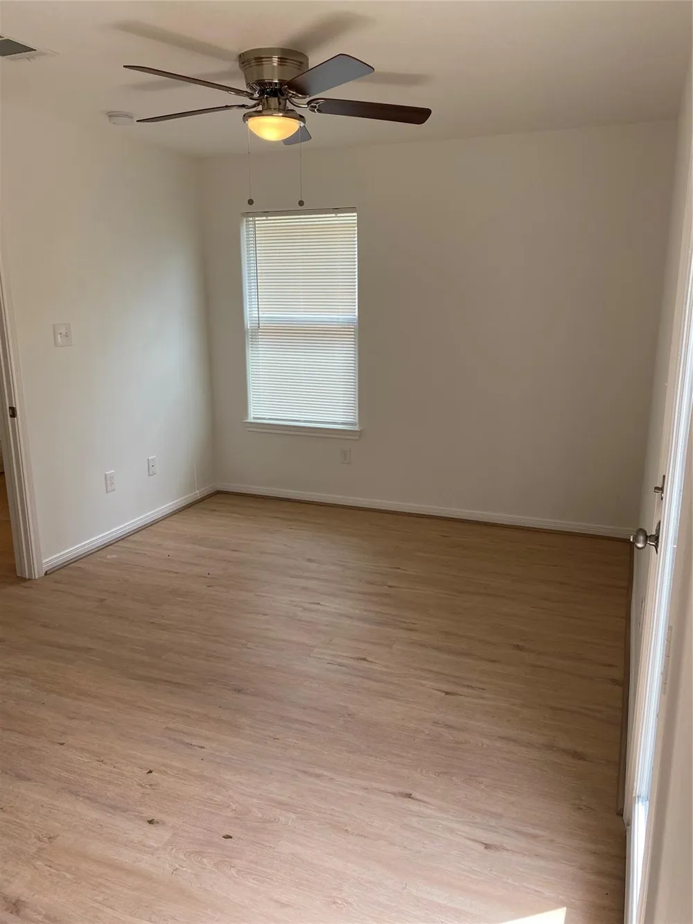 3722 Putnam Drive #A Bacliff, TX 77518
