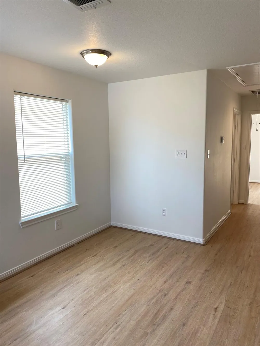 3722 Putnam Drive #A Bacliff, TX 77518