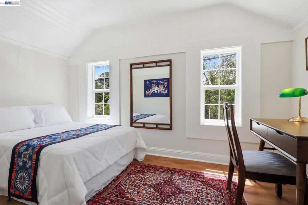 30 Niantic Ave San Francisco, CA 94132