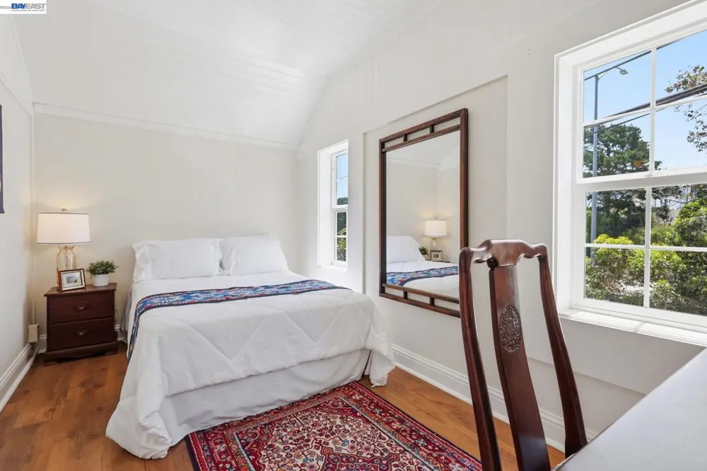 30 Niantic Ave San Francisco, CA 94132