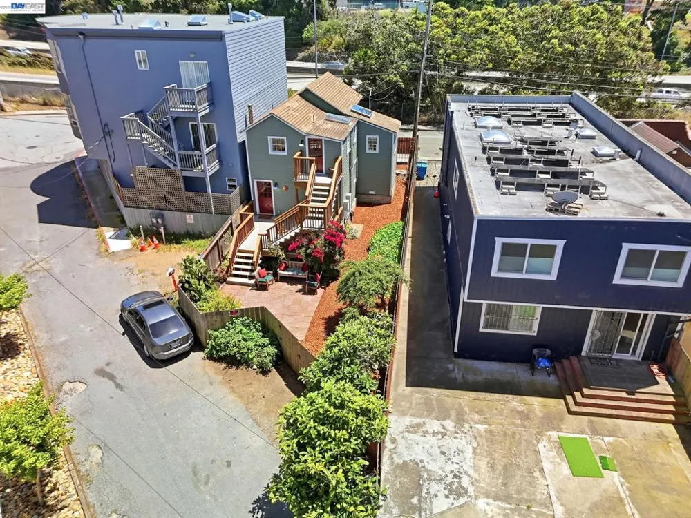 30 Niantic Ave San Francisco, CA 94132