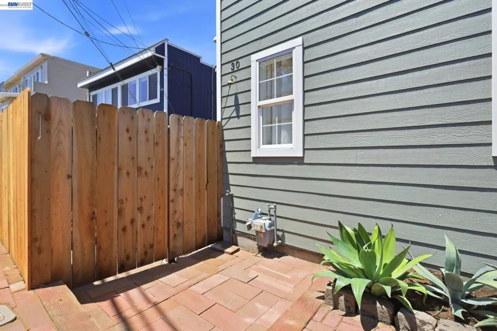 30 Niantic Ave San Francisco, CA 94132