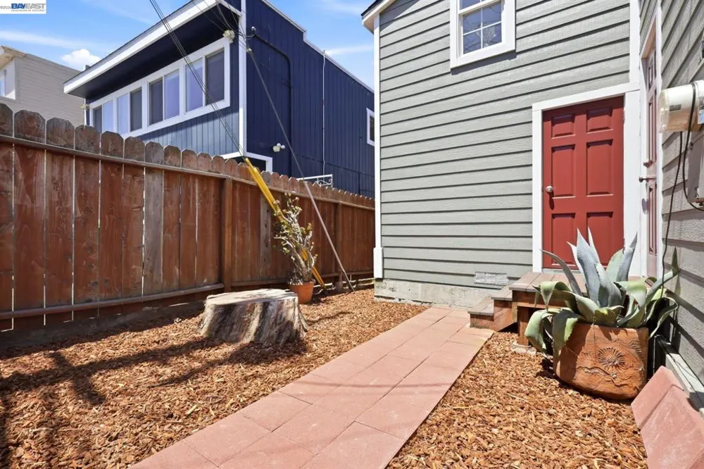 30 Niantic Ave San Francisco, CA 94132